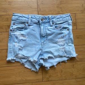 American Eagle Size 4 - Hi-Rise Shortie - womens jean shorts light wash